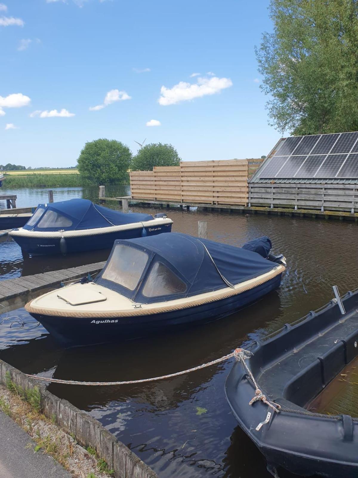 Boat Allemansfreon - Kamperen Op Het Water - Niet Om Mee Te Varen - Read Host Profile-Lees Hostprofiel Jutrijp Zewnętrze zdjęcie