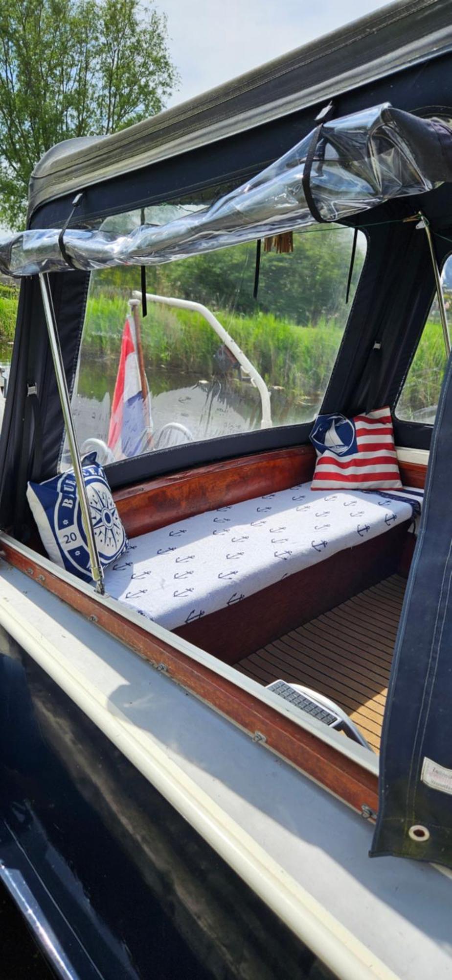 Boat Allemansfreon - Kamperen Op Het Water - Niet Om Mee Te Varen - Read Host Profile-Lees Hostprofiel Jutrijp Zewnętrze zdjęcie
